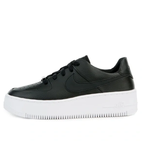 Nike Women's Air Force 1 PLT.AF.ORM - Picture 2 of 10